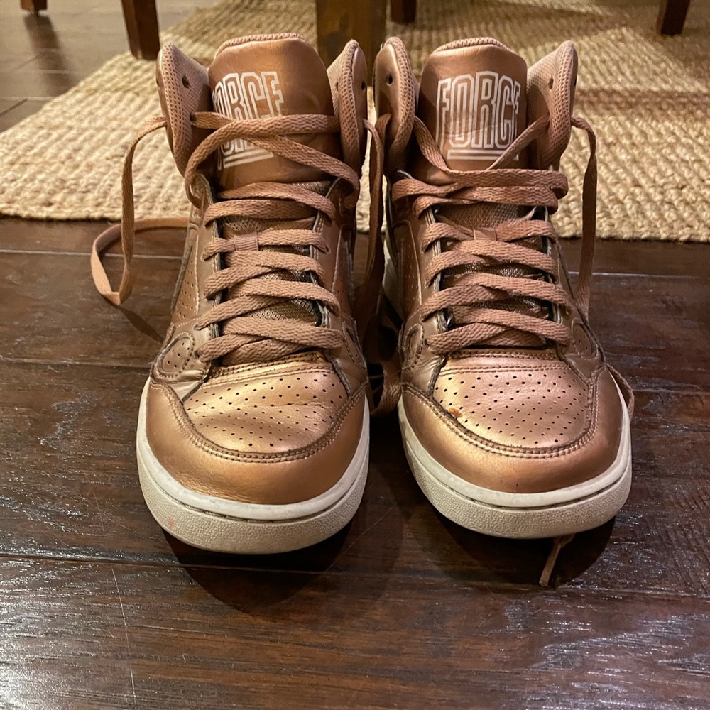 Nike Force mid top